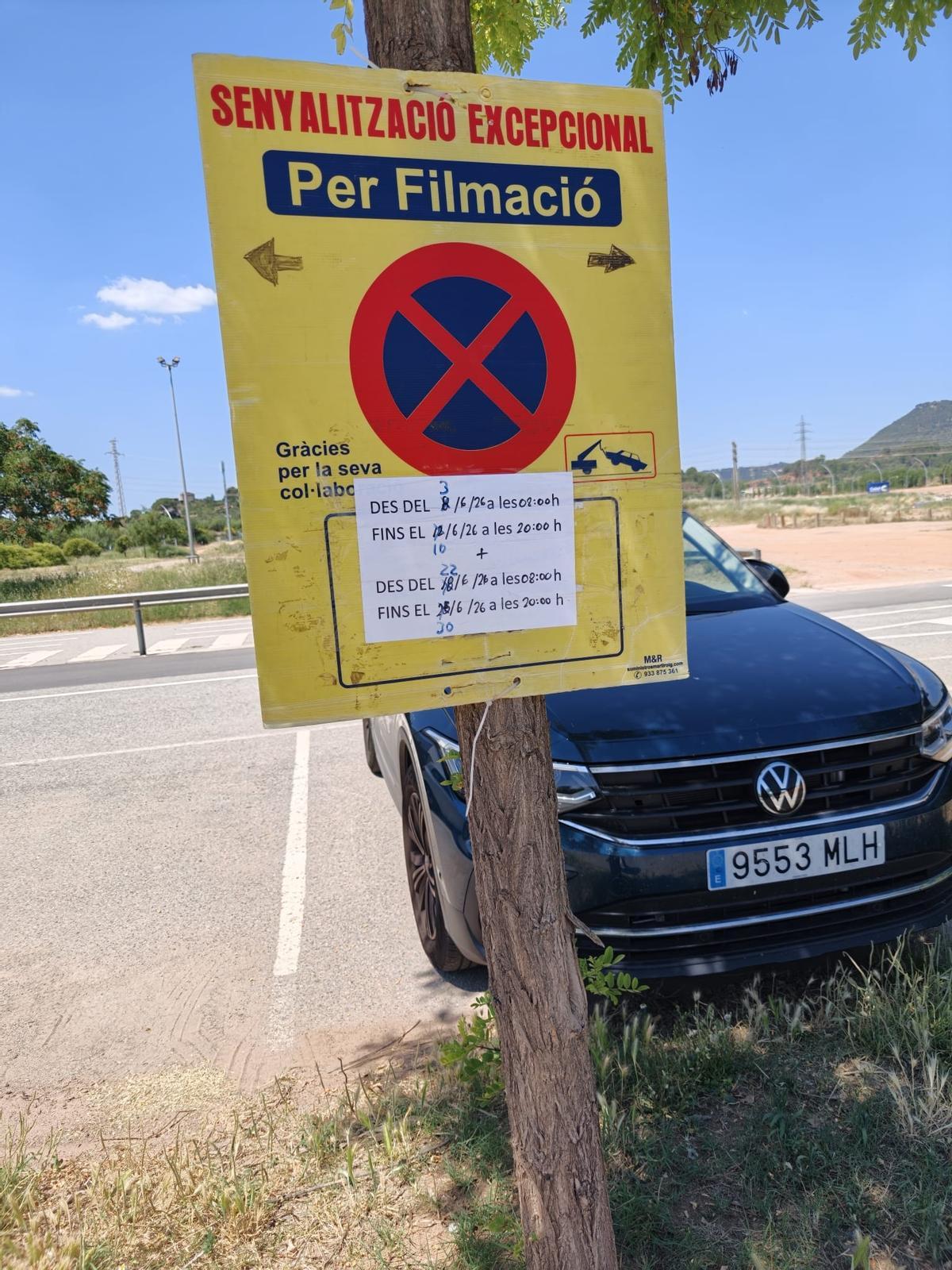 El cartell penjat al pàrquing del Congost