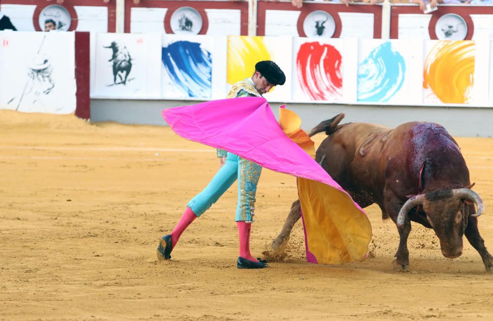 Enrique Ponce corta cuatro orejas