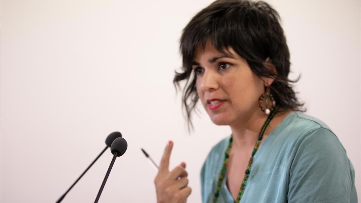 Teresa Rodríguez, durante su primera rueda de prensa tras el permiso de maternidad, en Sevilla.