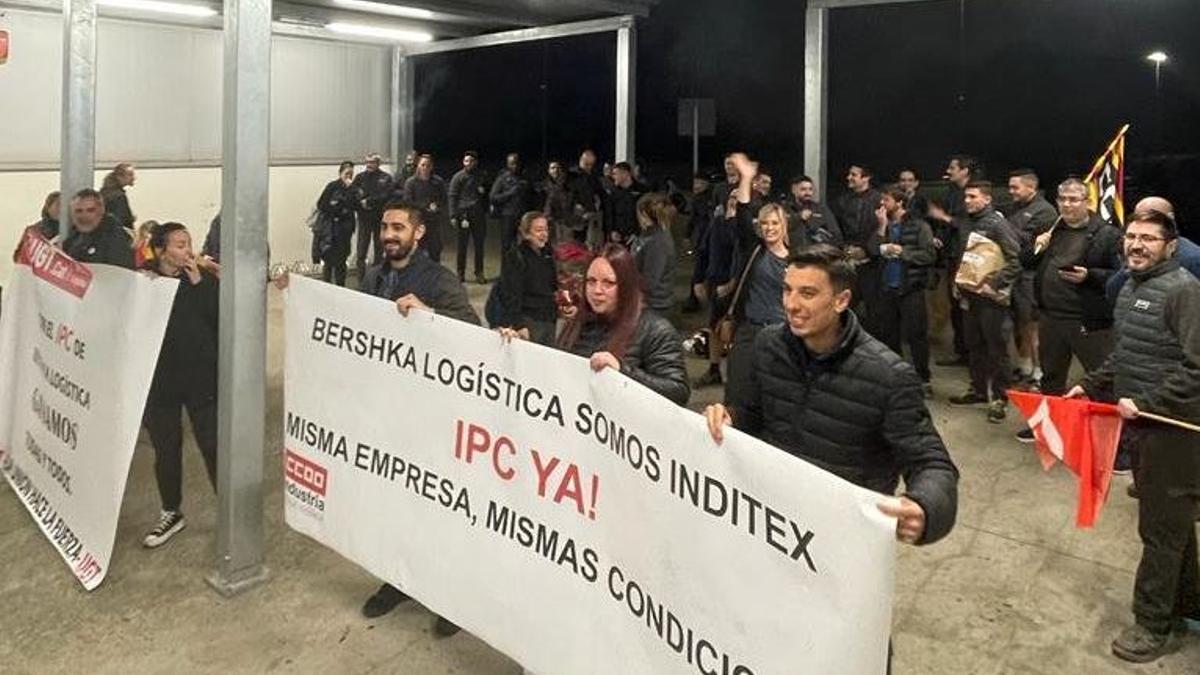 Protestes de treballadors de Bershka Logística.