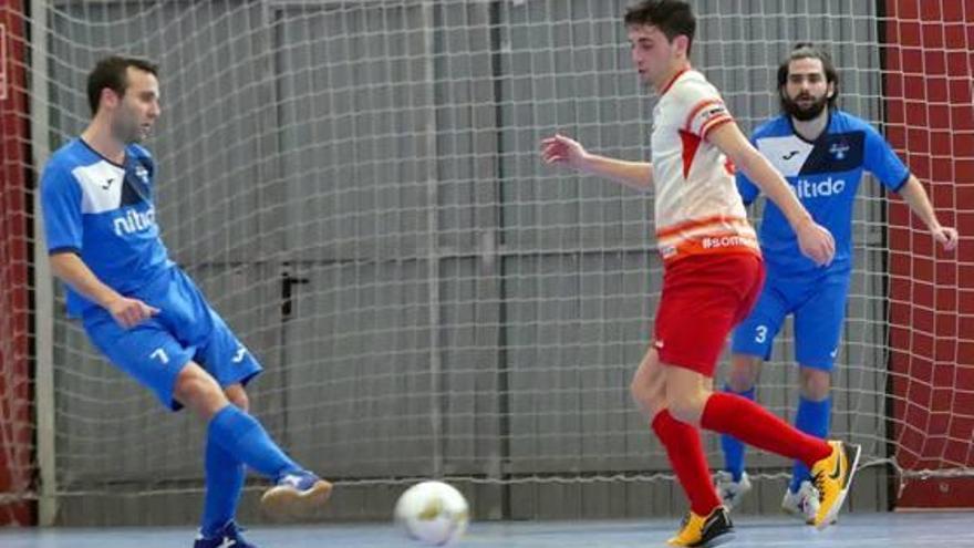 Lance del encuentro entre el Alzira y el Alboraia.