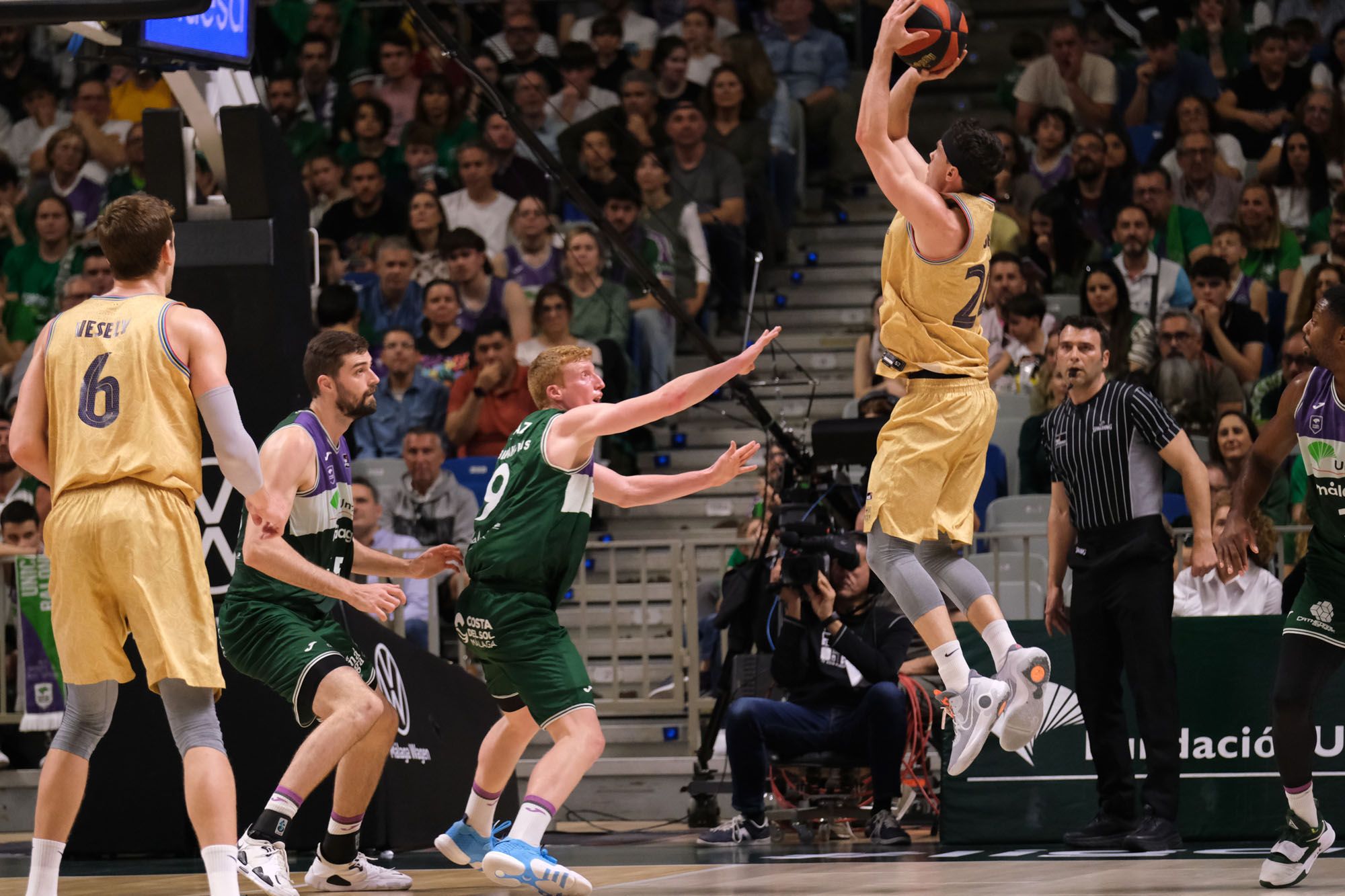 Liga Endesa | Unicaja - Barcelona, en imágenes