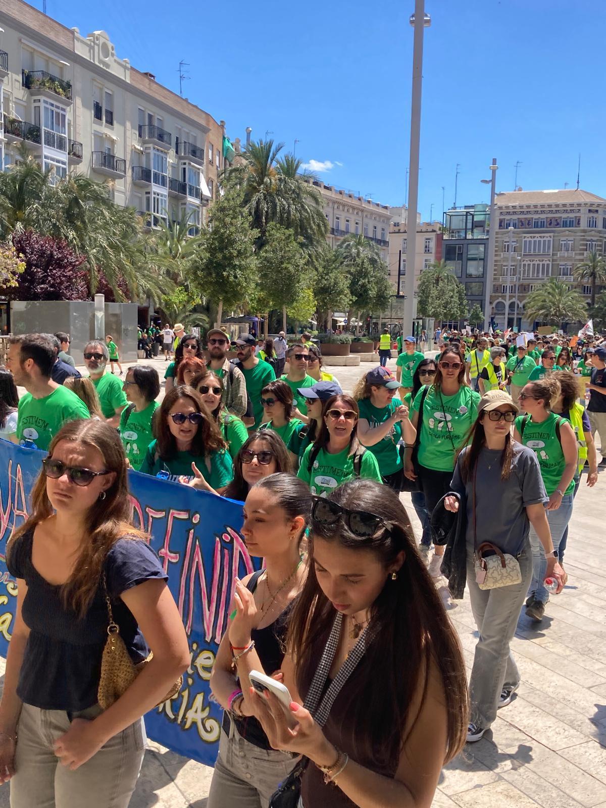 La protesta por las calles de València