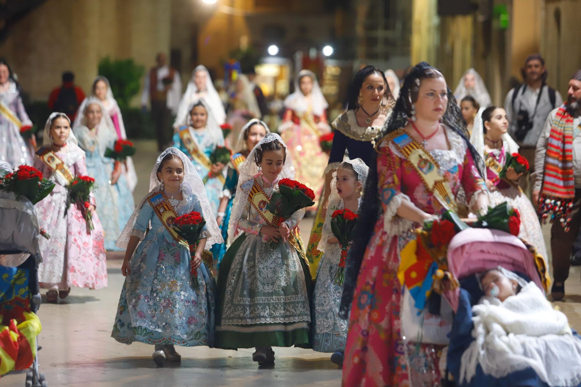 Búscate en el segundo día de la Ofrenda en la calle San Vicente entre las 24 y la 1 horas