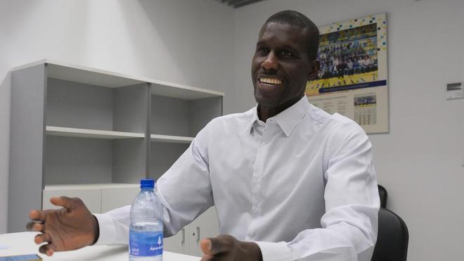 Sitapha Savané, expresidente del CB Gran Canaria (III): "El medio millón que iba a adelantar el Cabildo nunca se llegó a ingresar en cuenta"
