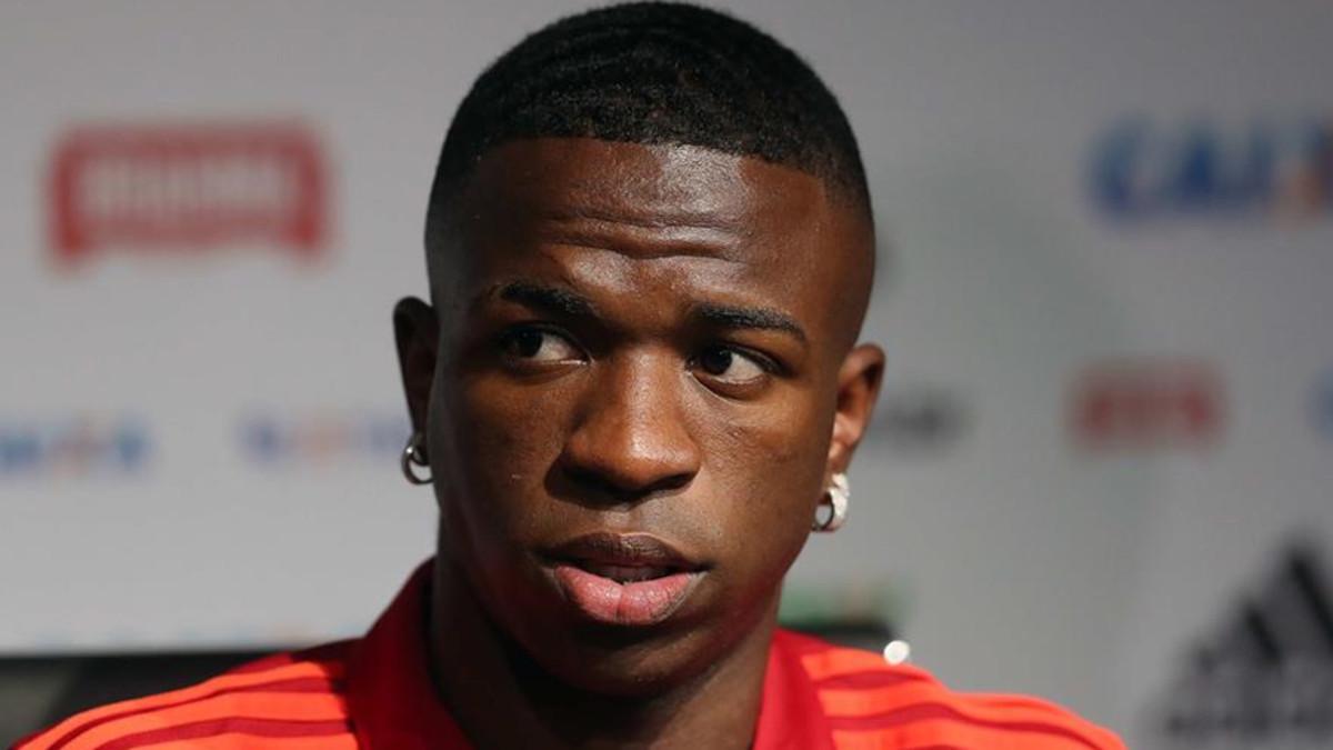 Vinicius, el día de su despedida en Brasil