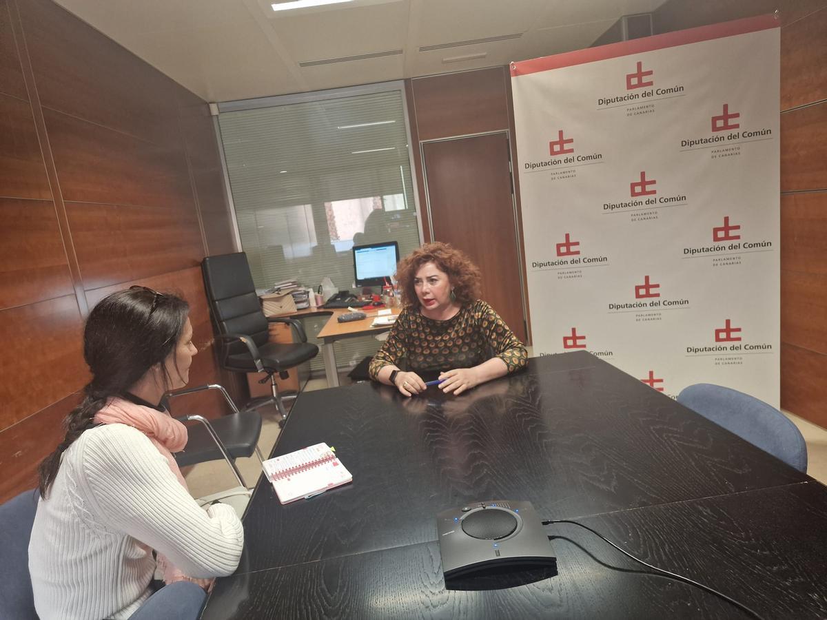 Reunión de la Diputación del Común con la madre de una de las niñas afectadas por el caso del Colegio La Salle.