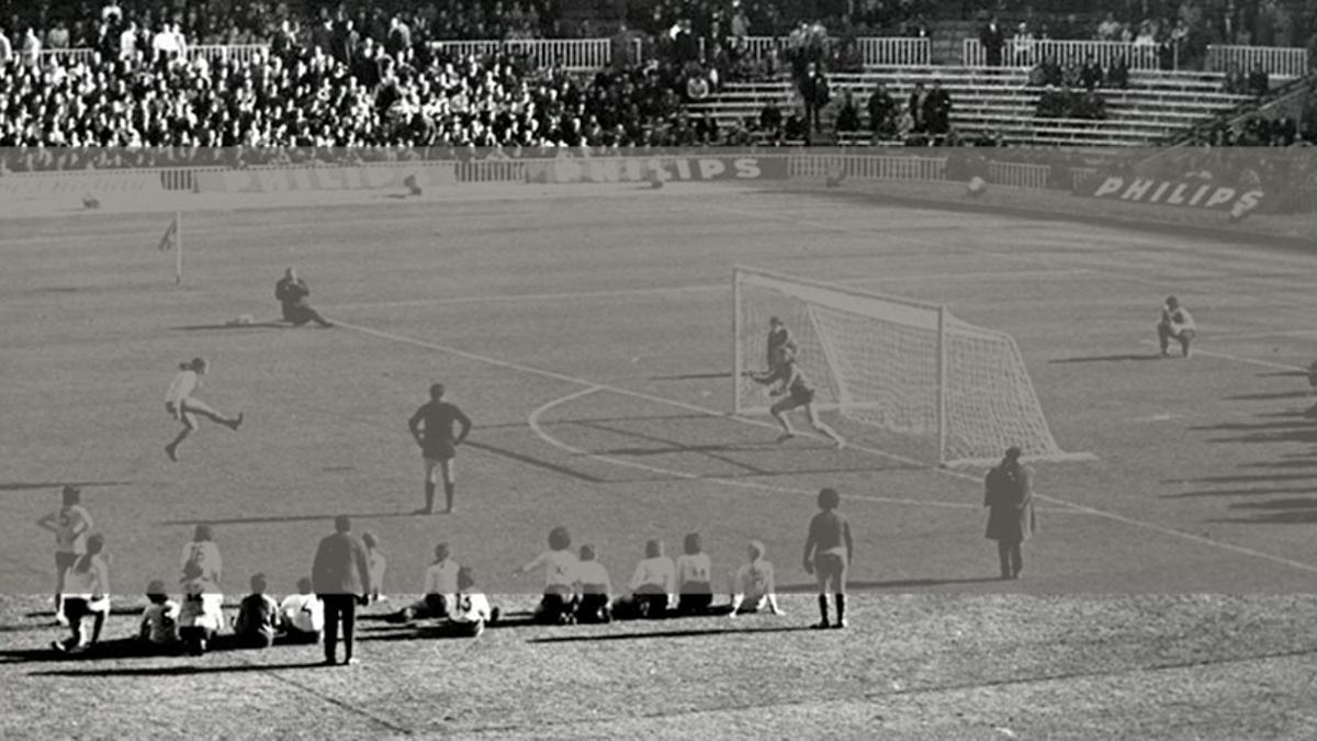 Les 16 pioneres que van jugar el primer partit de futbol femení en clau blaugrana