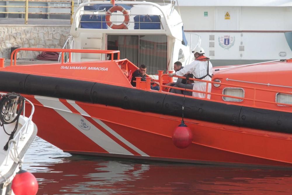 Llegan 6 personas rescatadas en una patera a Cartagena