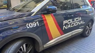 La Policía Nacional identifica a un hombre tras cometer un robo en una pastelería de El Brillante