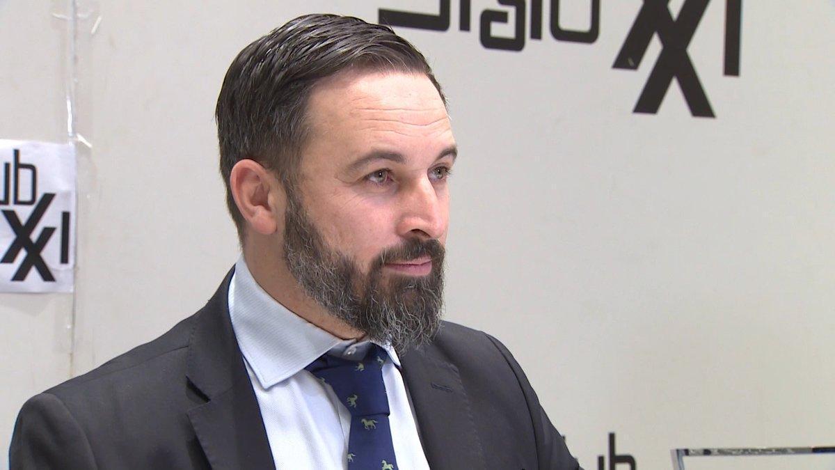 Abascal exige a PP y Cs negociar para tener sus votos