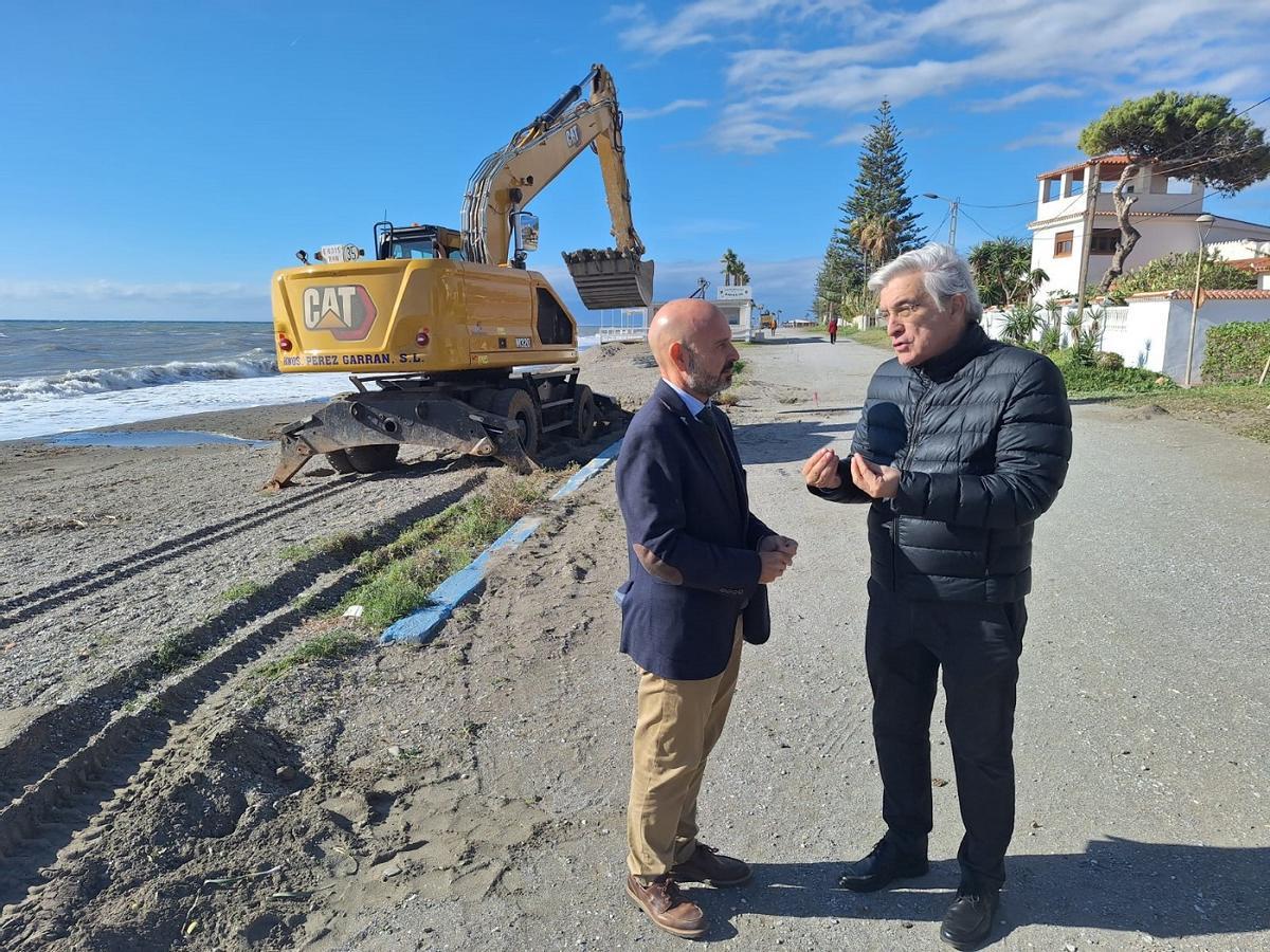 Las obras permitirán ganar 5.400 metros cuadrados degradados por la existencia de una zona de tierra compactada por el paso y el aparcamiento de vehículos.