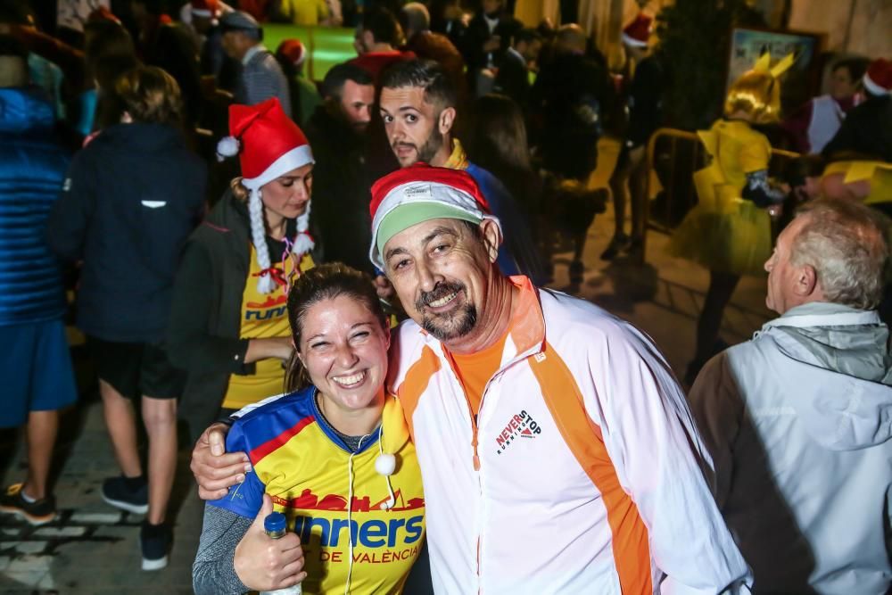 Búscate en la XVI San Silvestre de Rocafort