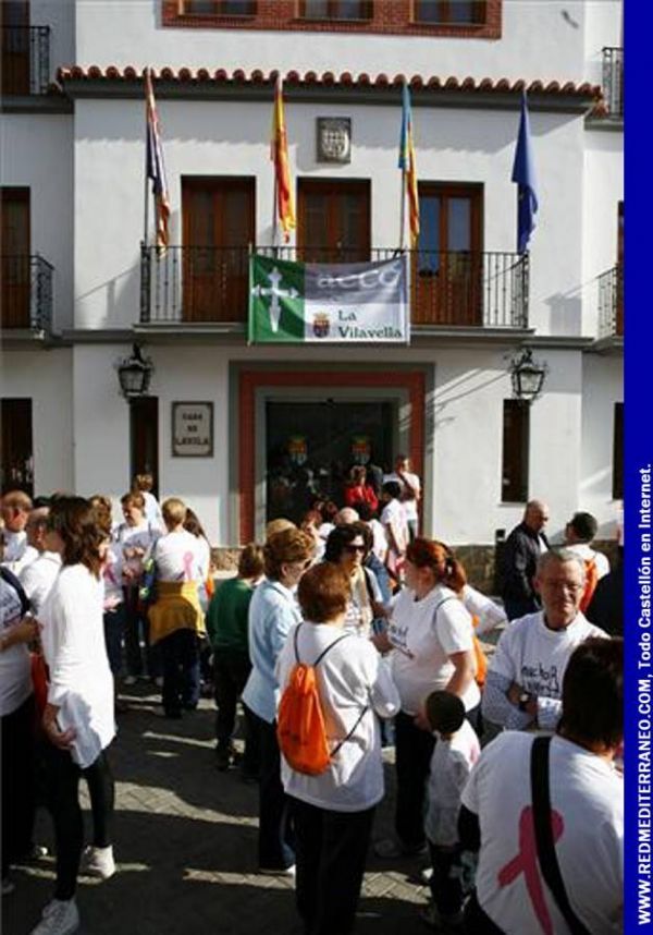 MULTITUDINARIA MARCHA SOLIDARIA CONTRA EL CÁNCER EN LA VILAVELLA