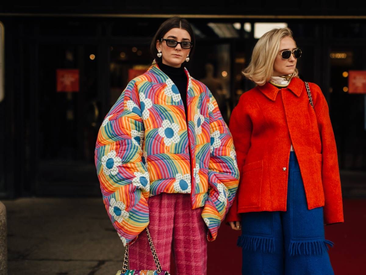 La teoría del abrigo equivocado en un look visto en el 'street style' de Estocolmo