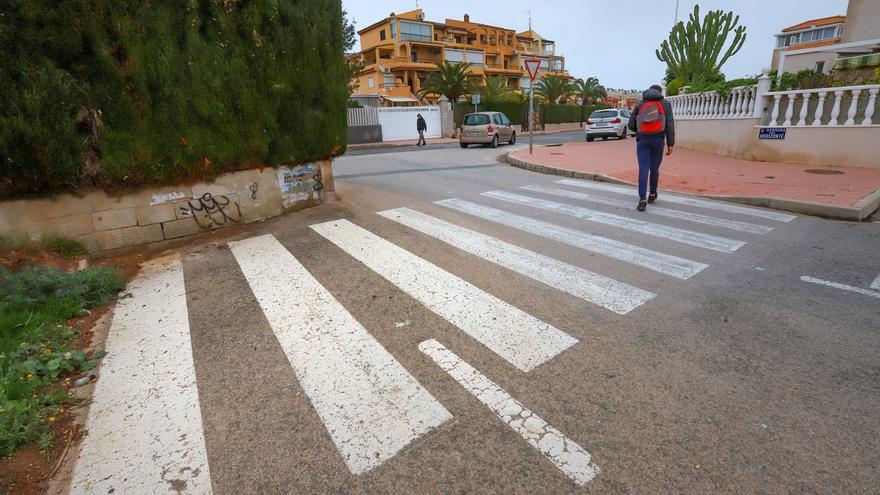 Pasos de peatones  imposibles en Torrevieja