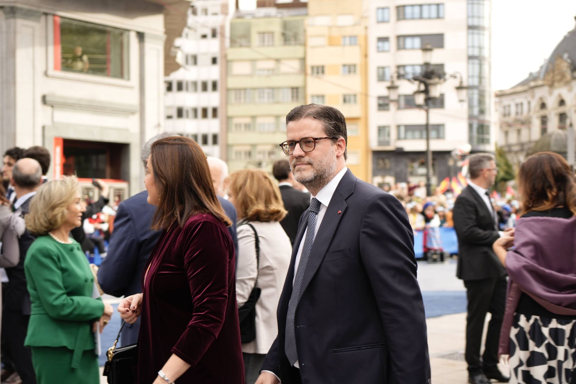 Así fue la llegada de los invitados a los premios "Princesa de Asturias" y su paso por la alfombra azul