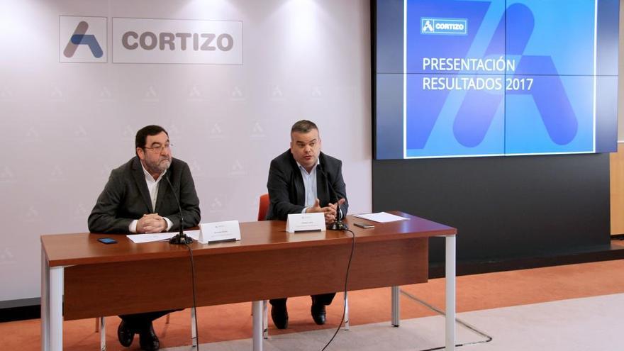 Antonio Picón y Daniel Lainz, durante la presentación de los resultados anuales de Grupo Cortizo. // FDV