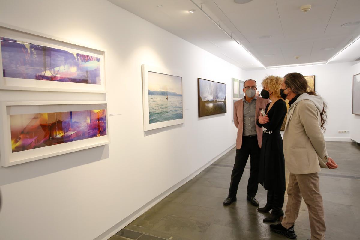José Álvarez, Paula Anta, Pilar Citoler y Luis Medina, tras la presentación de la exposición.