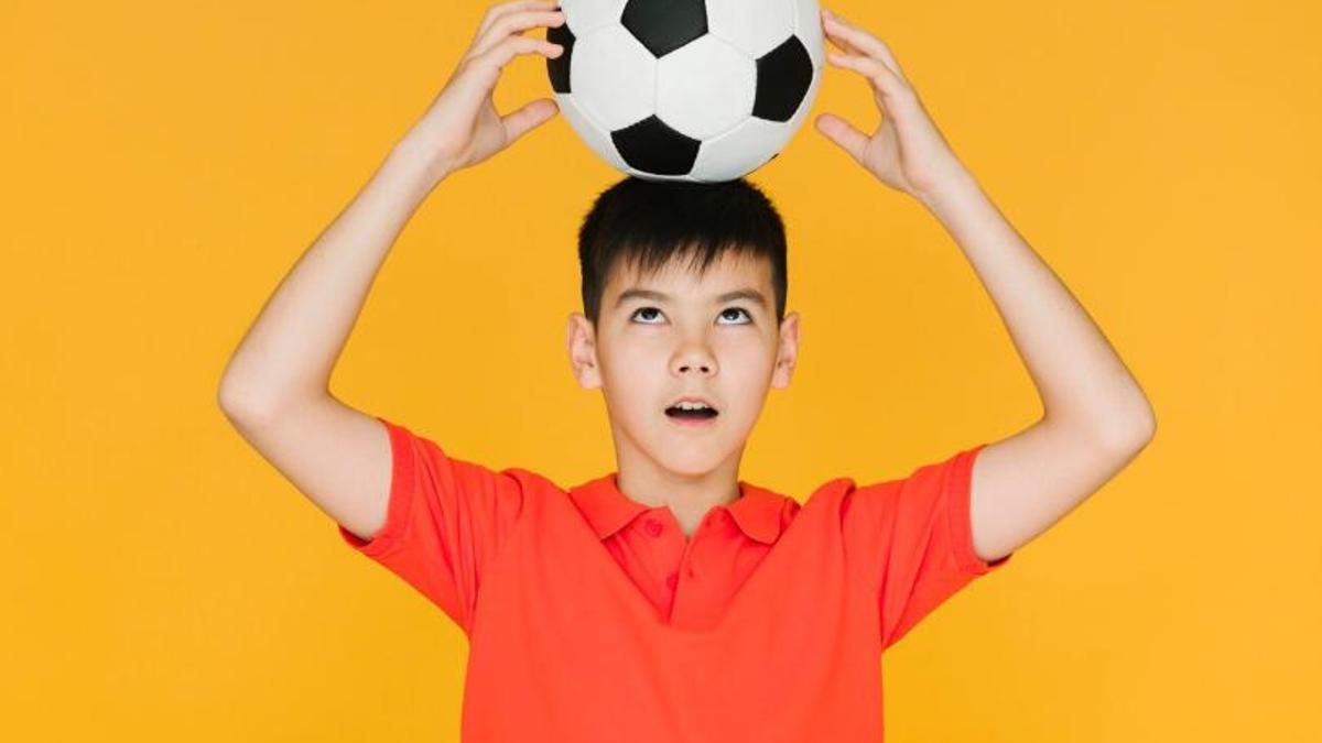 Els perills de rematar la pilota amb el cap