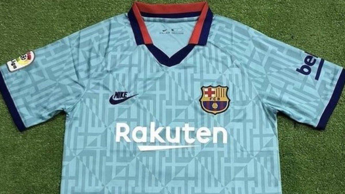 Barca light deals blue kit