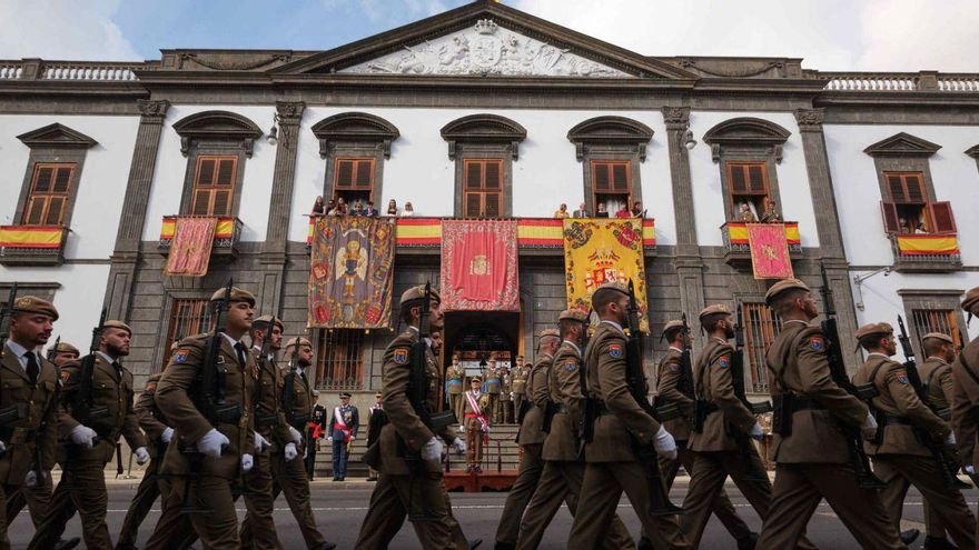 El Ejército apuesta por las energías renovables en sus bases de las Islas | CARSTEN W. LAURITSEN