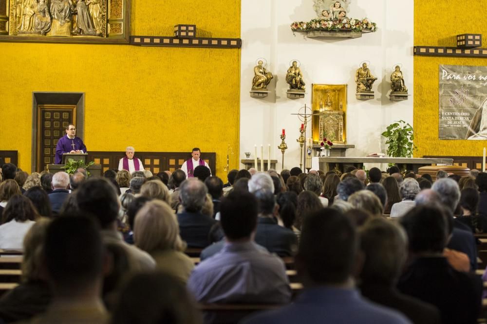 El adiós emocionado de la Universidad de Oviedo a su profesora de Derecho Eclesiástico María José Villa