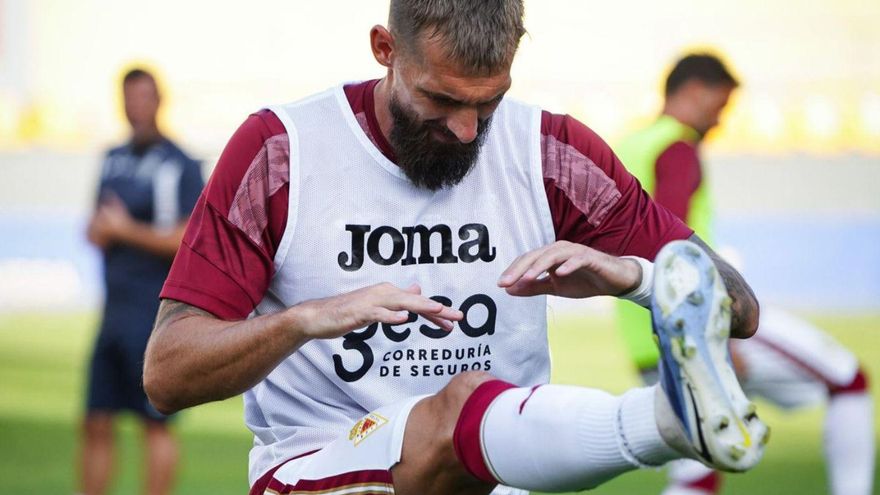 El Real Murcia pone en marcha su plan ‘B’ para la defensa