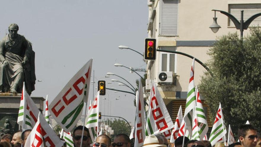 Una concentración de trabajadores de Isofotón.