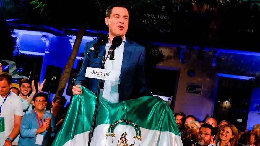 El PP hace historia ganando con mayoría absoluta en Andalucía