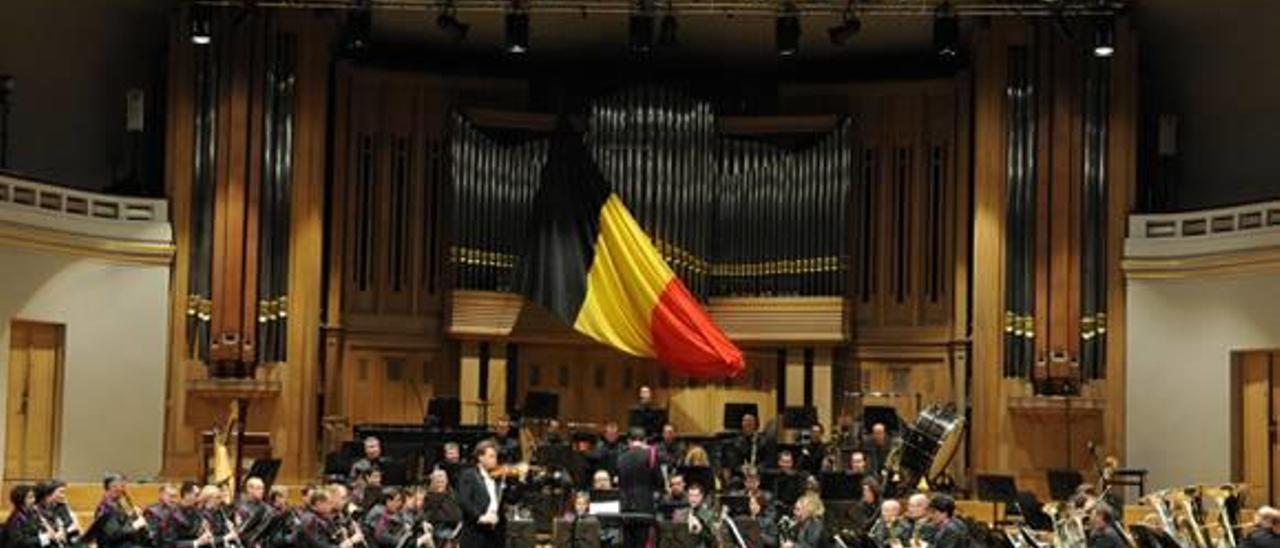 Imagen de The Royal Band of the Belgian Guides, que grabará un CD con obras de Navarro.