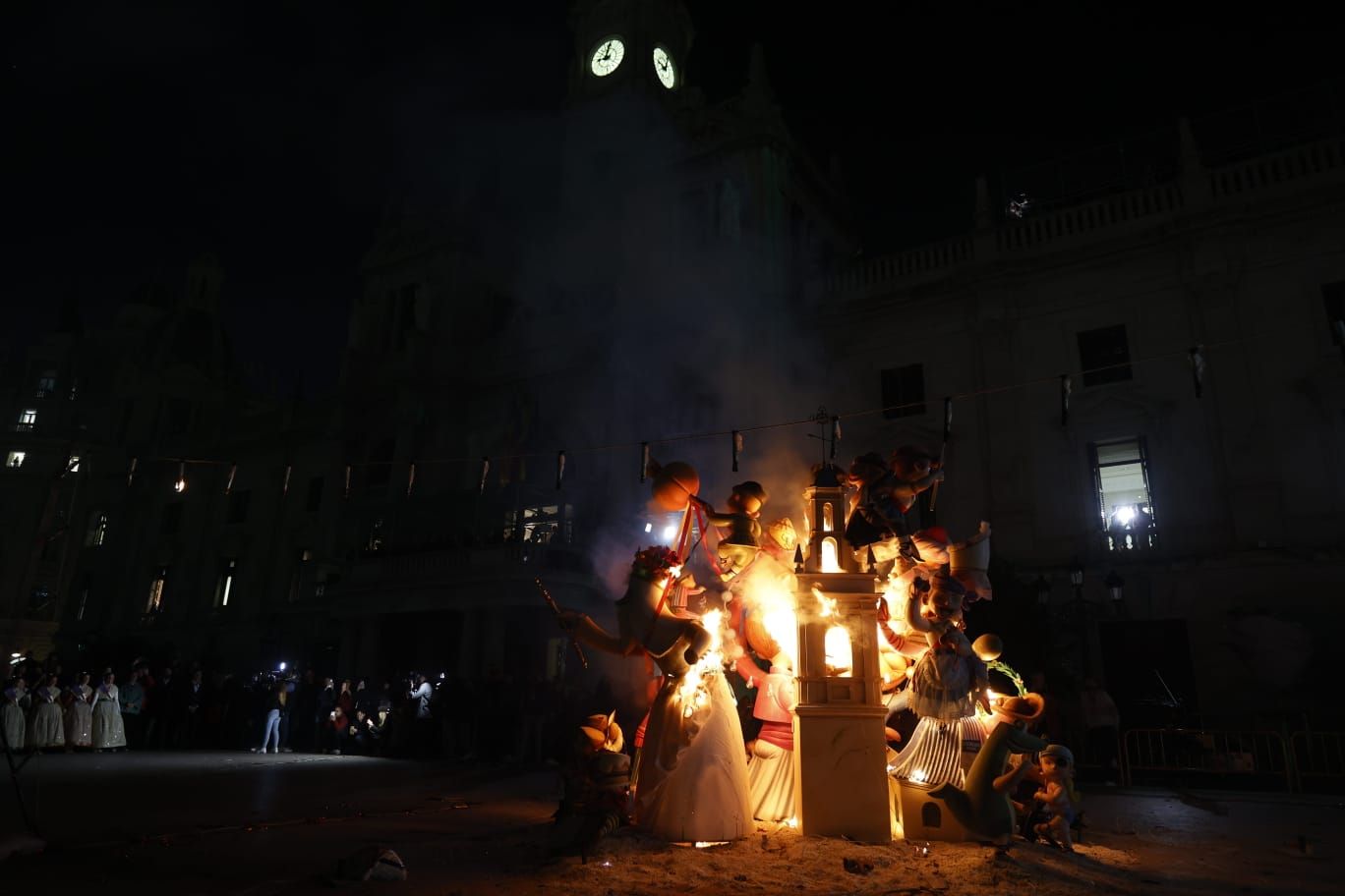 Así ha sido la Cremà de la falla municipal infantil