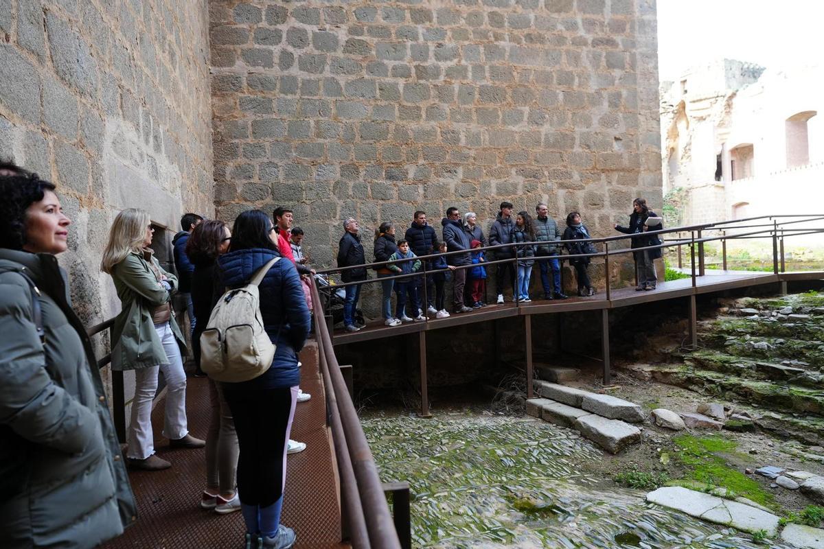 La reapertura a las visitas del castillo de Belalcázar, en imágenes