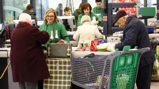 Els ingressos reals de les famílies espanyoles creixen un 20 % en l'última dècada