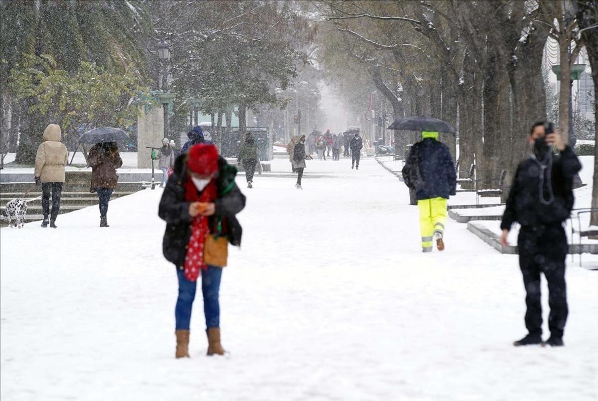 Segunda jornada de nieve en Madrid a causa de la borrasca Filomena, en la imagen calle del centro de Madrid.
