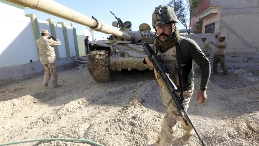 Una brigada de terroristas suicidas del Estado Islámico llega a Mosul desde Siria