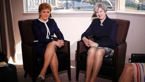 zentauroepp37840136 britain s prime minister theresa may  r  and scotland s firs170327203509