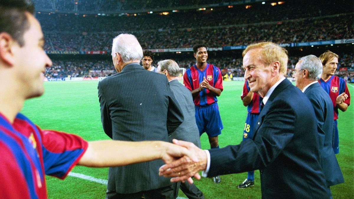 Xavi saluda a estanislau Basora