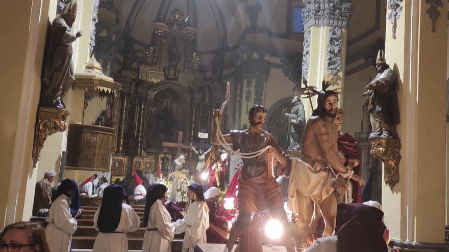 Emociones a flor de piel con los pasos de Semana Santa en Muel
