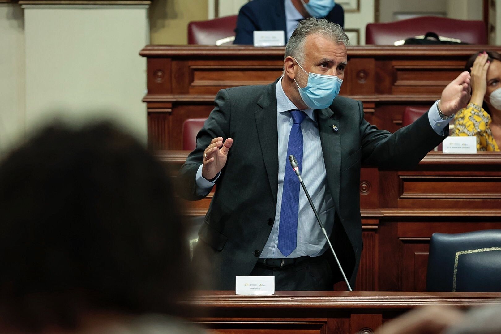 Pleno del parlamento de Canarias