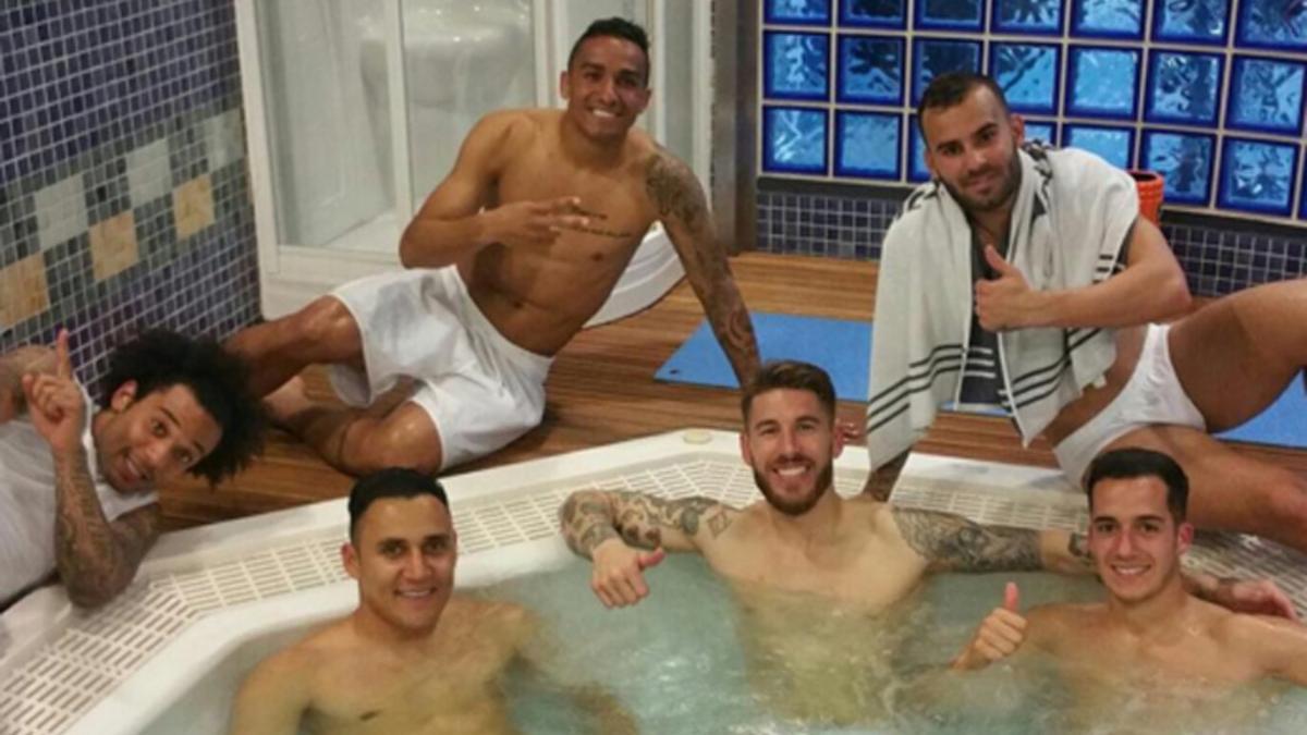 Sergio Ramos compartió una fotografía en el jacuzzi