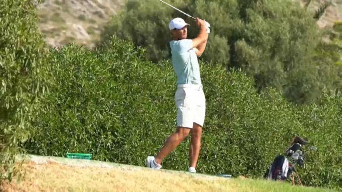 Rafa Nadal participa en el campeonato de Baleares de golf absoluto