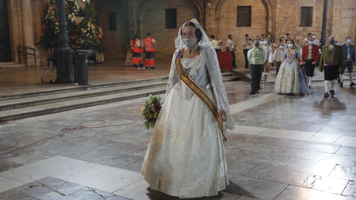 Búscate en el segundo día de Ofrenda por la calle de Caballeros (entre las 21.00 y las 22.00 horas)