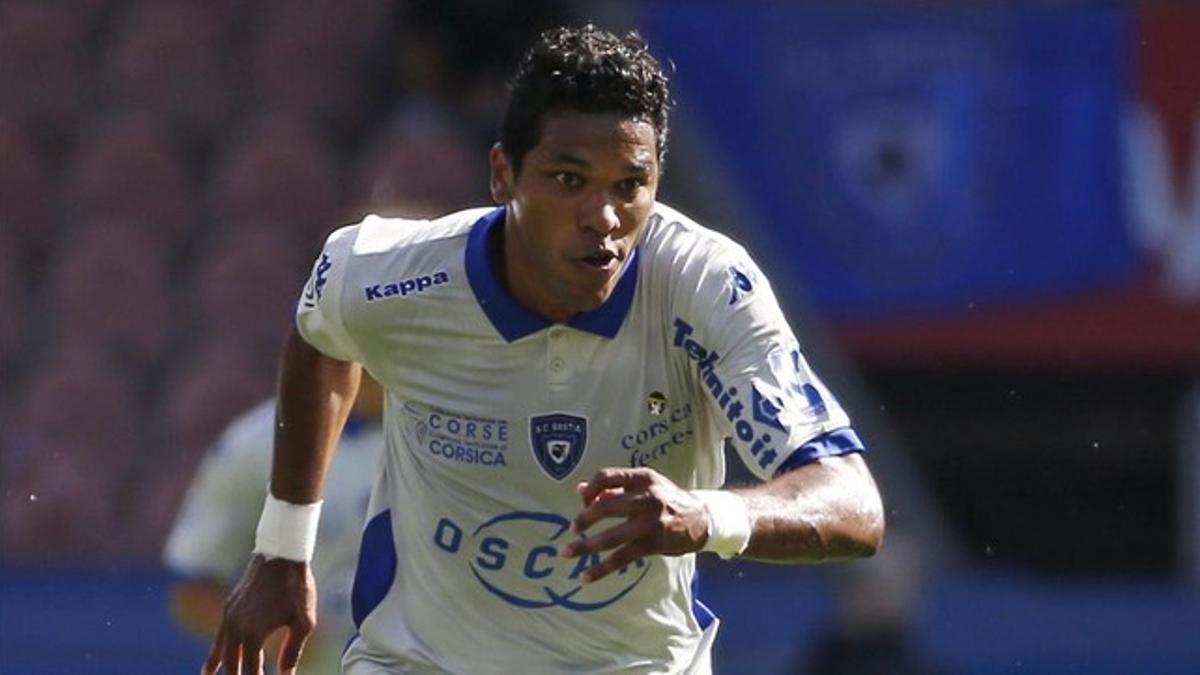 Brandao, el jugador brasileño del Bastia, en acción.