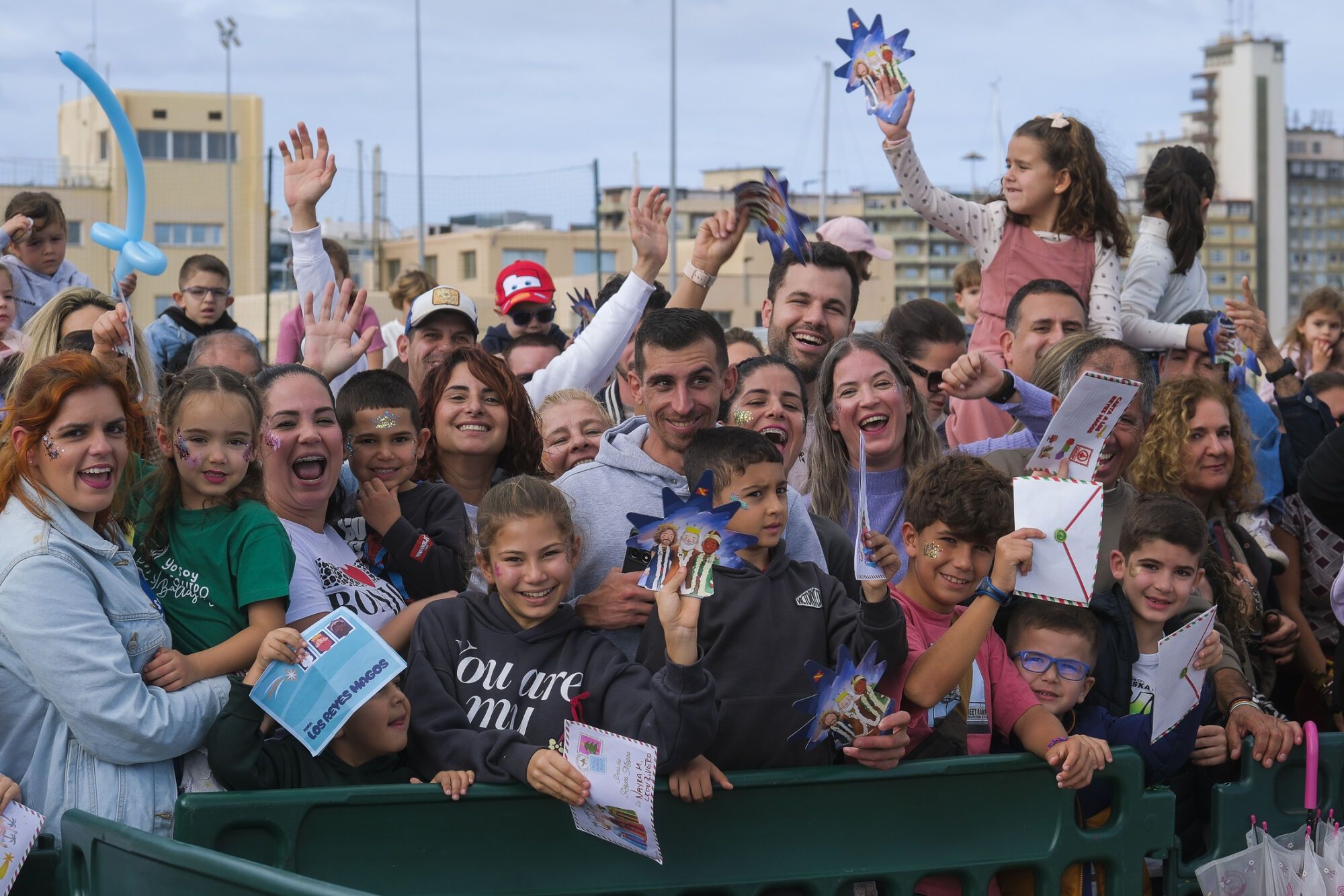 Llegada de los Reyes Magos, en la Base Naval 