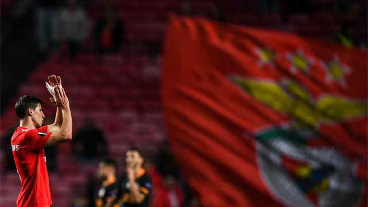 El encuentro sin goles le vale al Benfica para estar en octavos