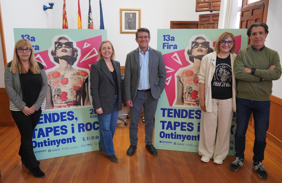 Presentación de la 13ª Fira de Tendes, Tapes i Rock en Ontinyent.