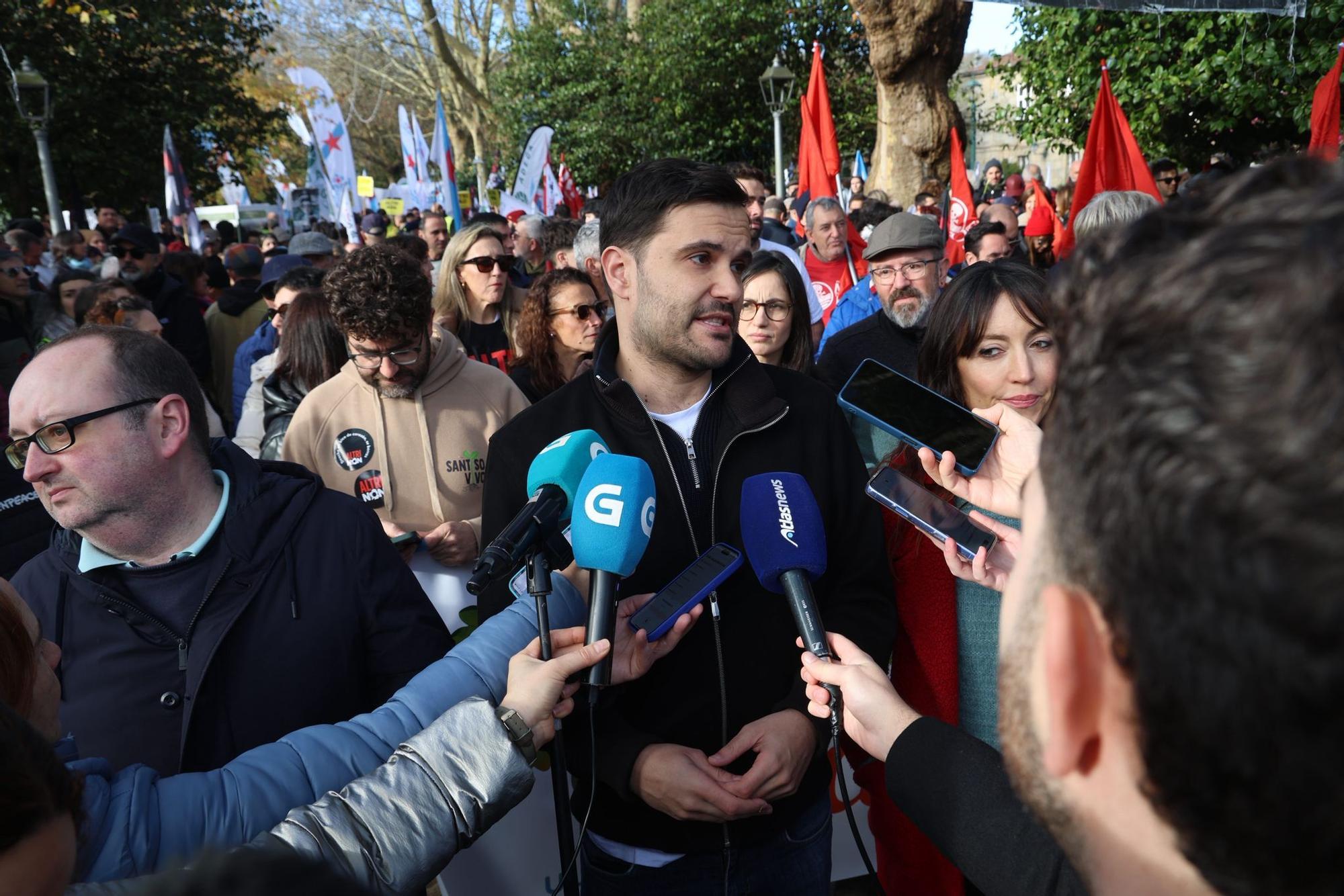 Manifestación en Santiago en contra del proyecto de Altri en Palas de Rei: así está transcurriendo