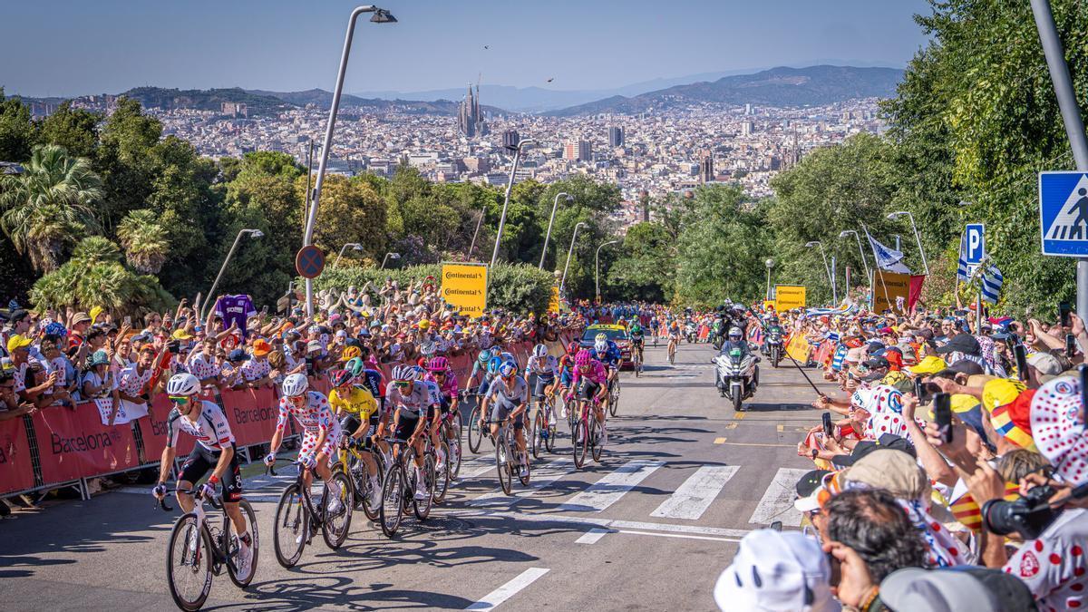 El Tour conquista Montjuïc