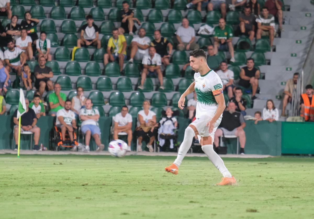 Las mejores imágenes del Elche CF - Parma Calcio 1913 del trofeo "Festa d´Elx"